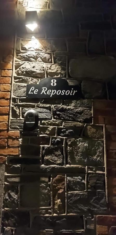 Le Reposoir Maison Spacieuse Avec Feu Au Bois Bertogne Luaran gambar